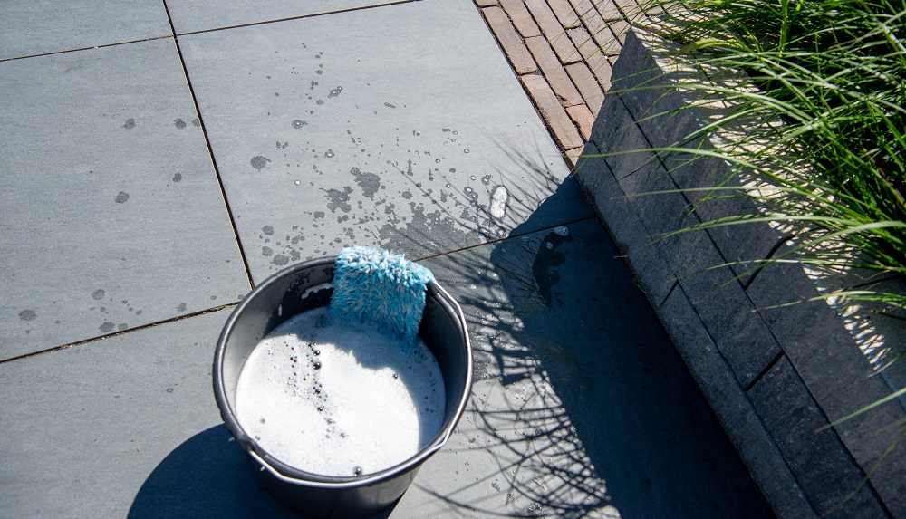 keramische tegels schoonmaken