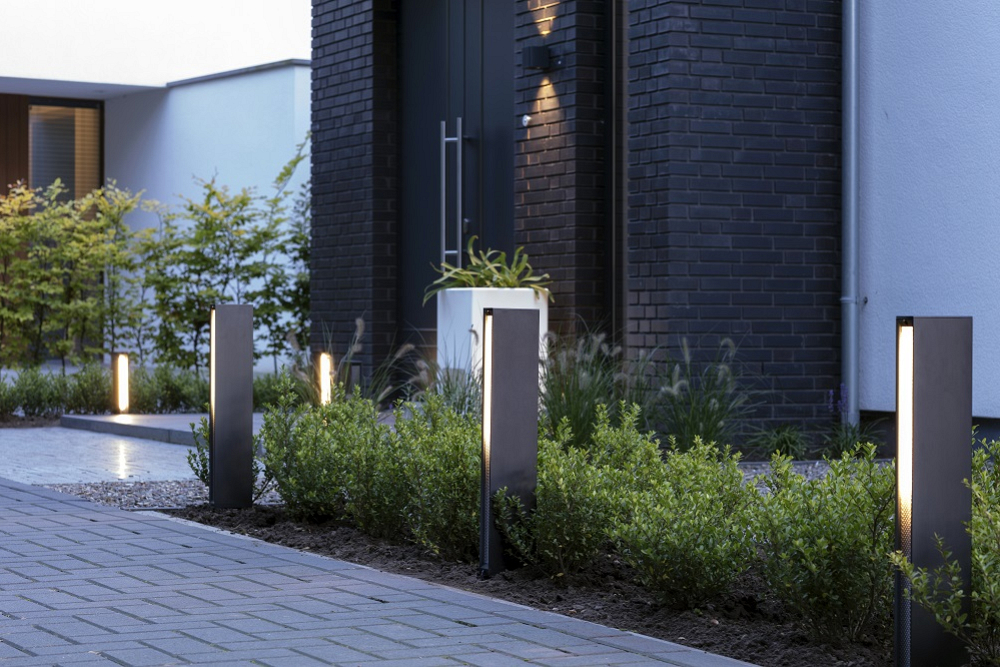 in-lite verlichting in moderne tuin