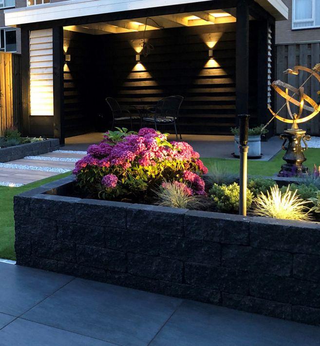 【OnOFF】DMP BLACK SQUARE QUATTR4 Design square 60x60x4 cm black | Kijlstra Bestrating