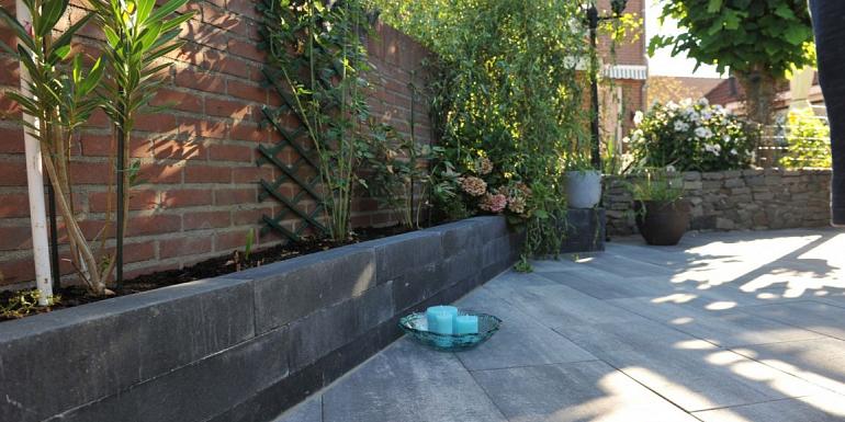 Linia Excellence Nero 15x15x60 cm