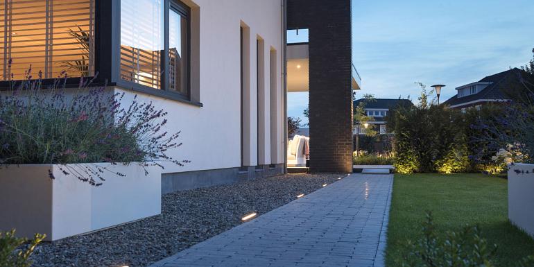 In-lite lijnverlichting EVO GROUND 300 DARK