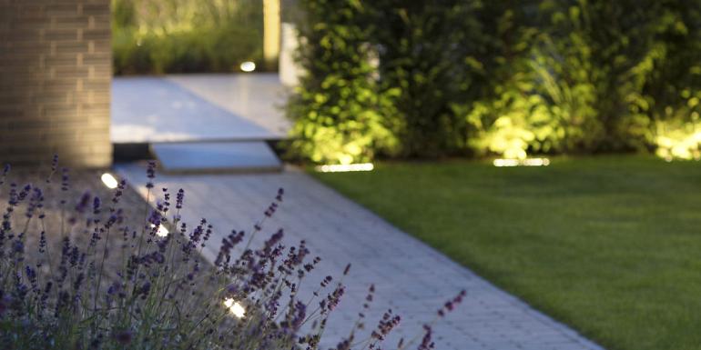 In-lite lijnverlichting EVO GROUND 300 DARK