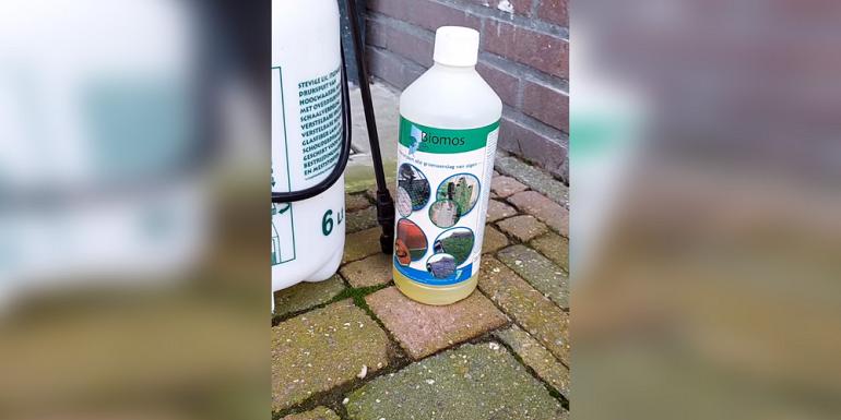 Biomos Algenreiniger Groenaanslagverwijderaar 1 liter