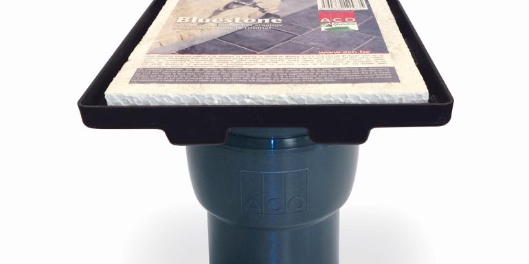 BlueStone put RVS opzet +onderuitlaat